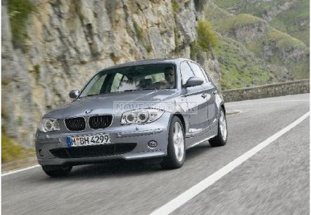 BMW 1 series 120 d (hatchback) - (Fotografia 3 z 6)