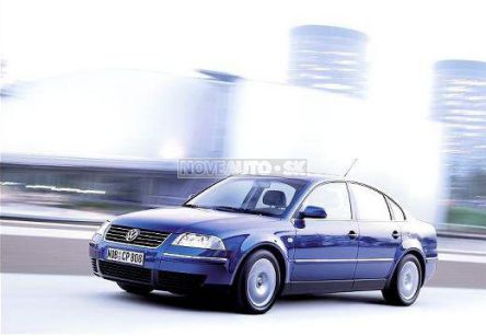 VOLKSWAGEN Passat  1.9 TDI Business (sedan) - (Fotografia 4 z 6)