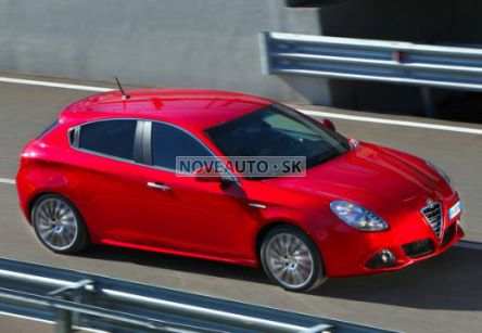 ALFA ROMEO Giulietta  2.0 JTD 140k Distinctive (hatchback) - (Fotografia 5 z 6)