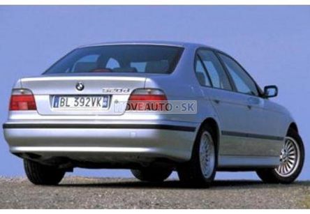 BMW 5 series 535 i A/T (sedan) - (Fotografia 5 z 6)