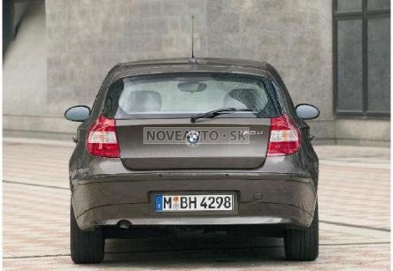 BMW 1 series 120 d (hatchback) - (Fotografia 6 z 6)