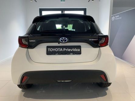 Toyota Yaris 1.5 Hybrid - CVT   Comfort  plus paket TECH - TOYOTA PRIEVIDZA - (Fotografia 7 z 11)
